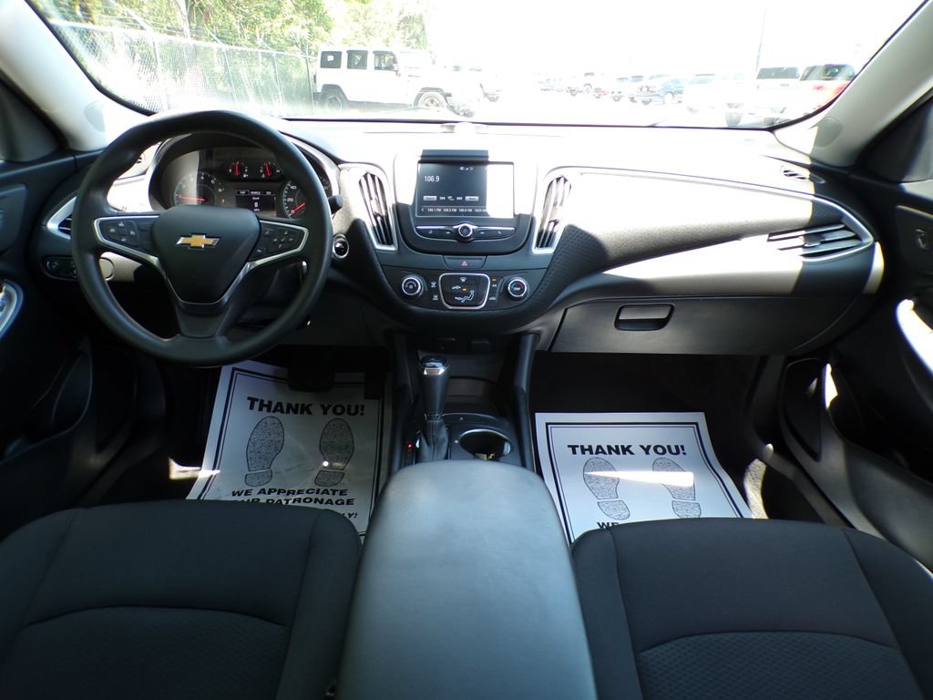 Used 2018 Chevrolet Malibu LS FWD image 18