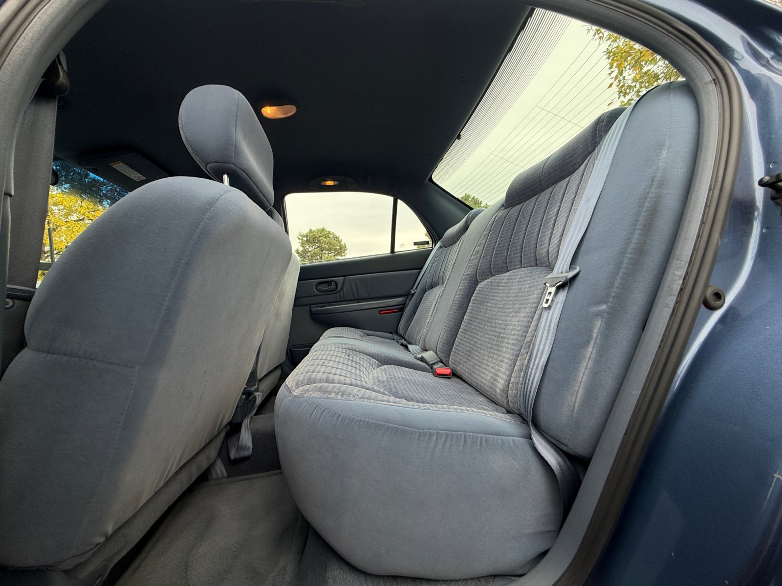Used 2000 Buick Century Custom w/ Premium Opt Pkg FWD image 27