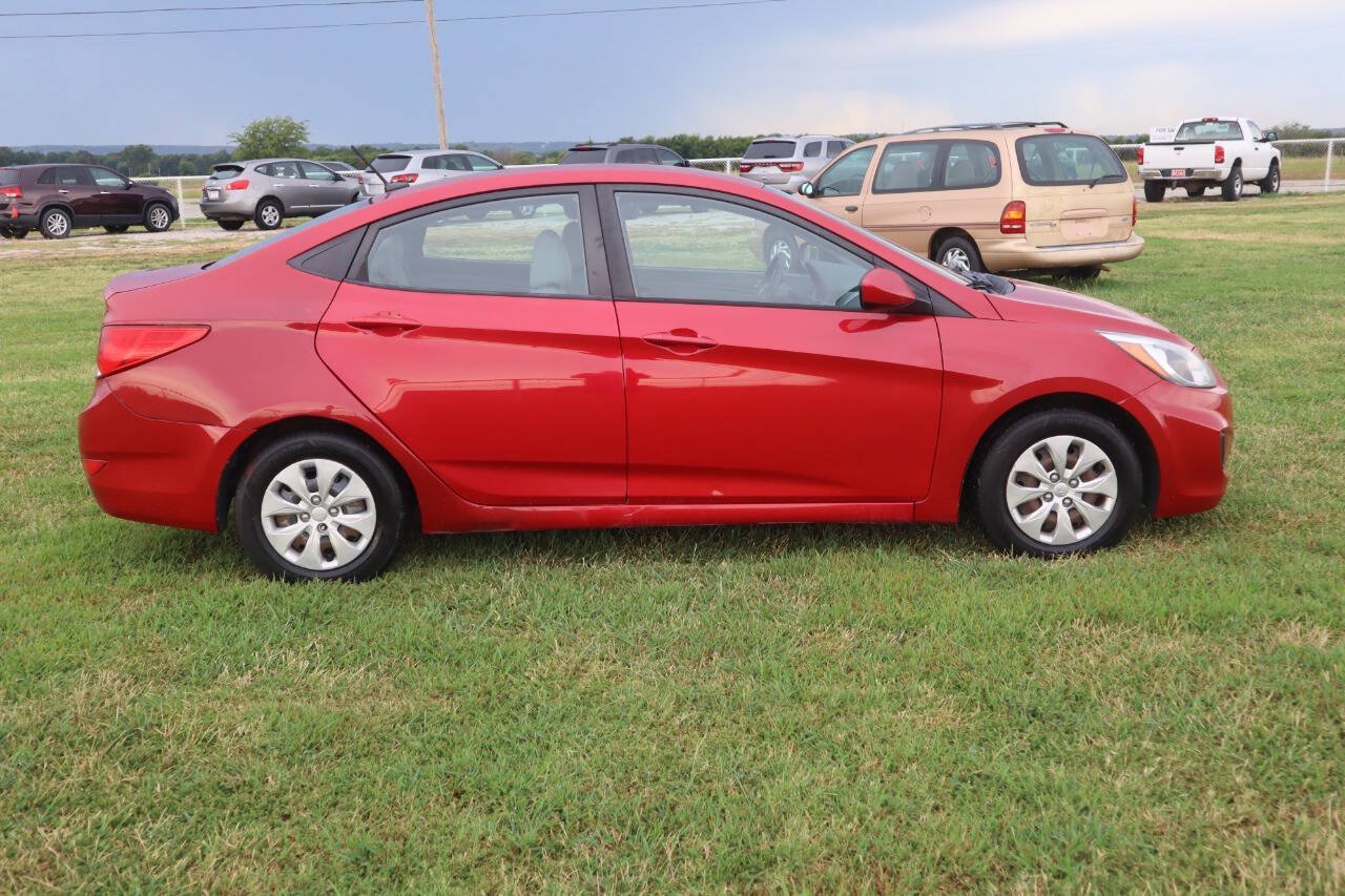 Used 2017 Hyundai Accent SE FWD image 11