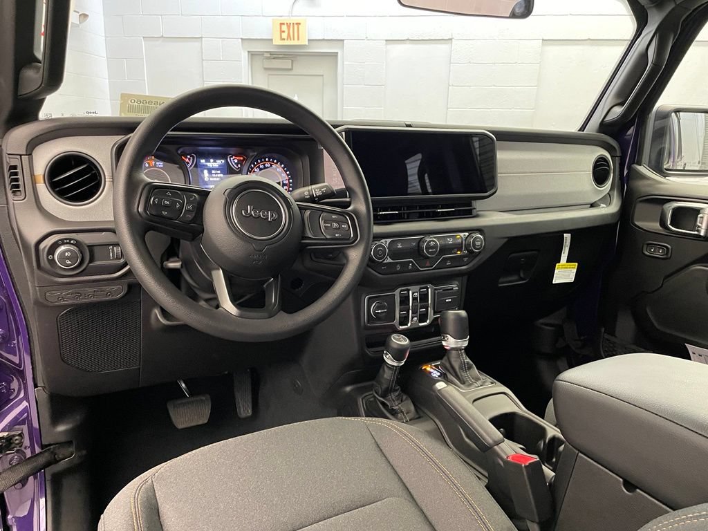 New 2026 Jeep Gladiator Sport AWD/4WD image 9