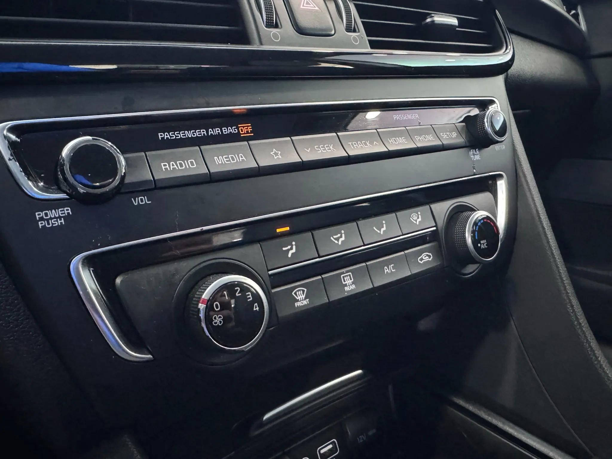 Used 2019 Kia Optima LX image 28