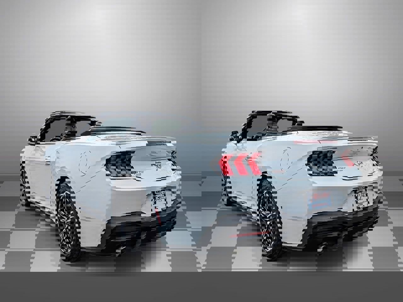 Used 2024 Ford Mustang Premium image 4