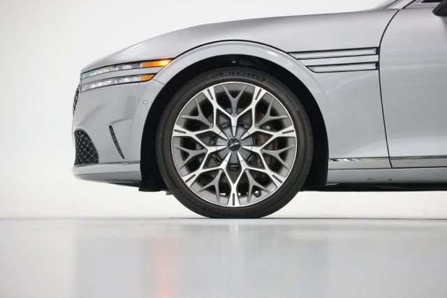 Used 2023 Genesis G90 3.5T AWD/4WD image 12
