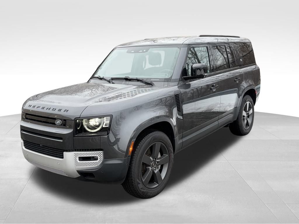 Used 2024 Land Rover Defender 130 S image 1