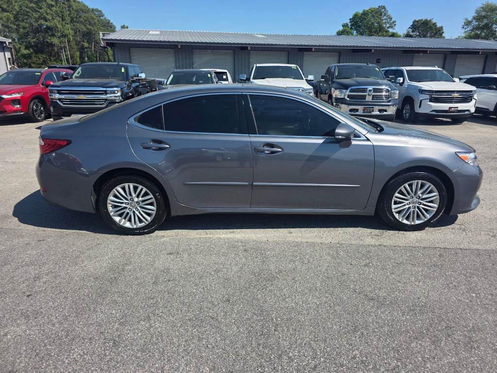Used 2013 Lexus ES 350 w/ Luxury Pkg FWD image 4