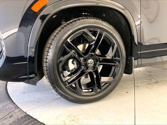 New 2026 Volkswagen Tiguan SE R-Line image 12