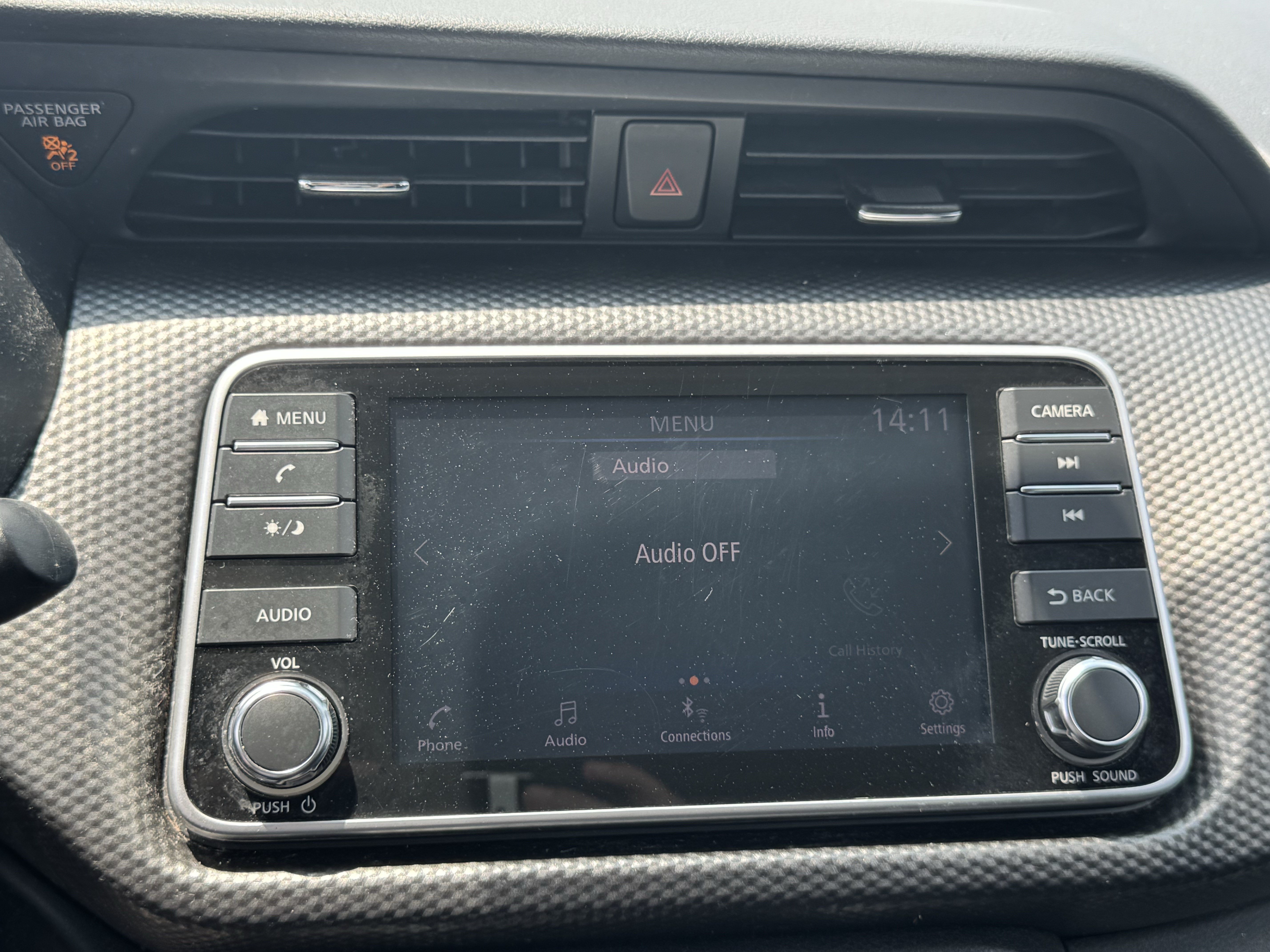 Used 2019 Nissan Kicks SV FWD image 26