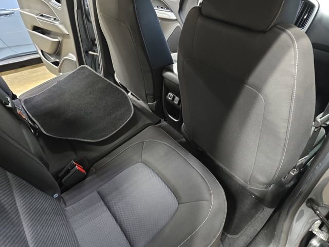 Used 2019 Chevrolet Colorado LT AWD/4WD image 11