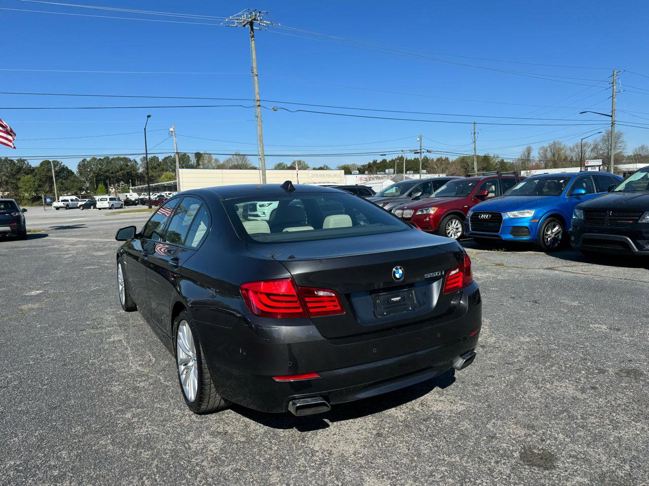 Used 2012 BMW 550i 4dr Sdn 550i RWD image 5
