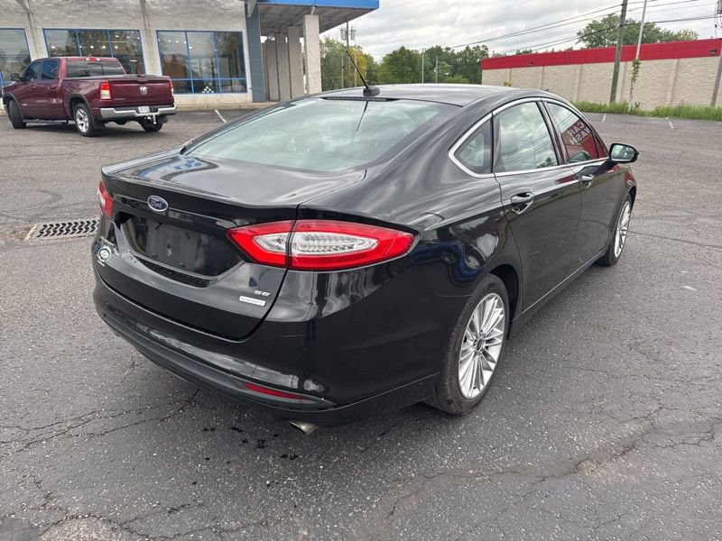 Used 2014 Ford Fusion SE w/ Equipment Group 202A FWD image 7