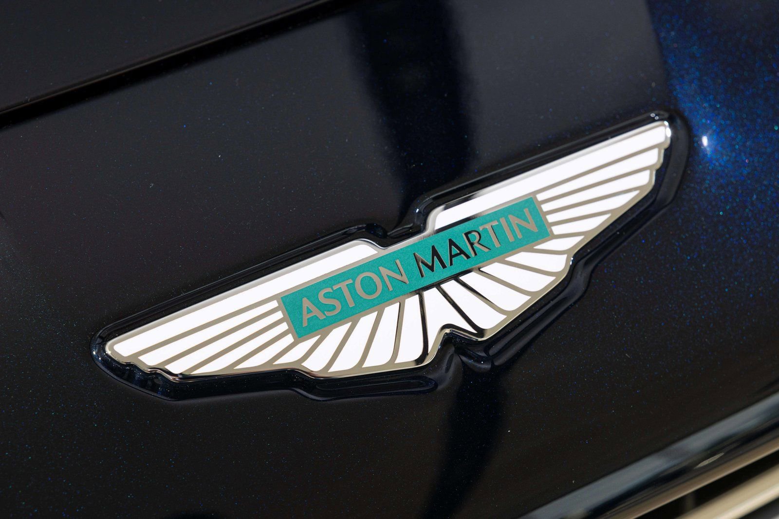 New 2026 Aston Martin Vanquish Convertible image 42