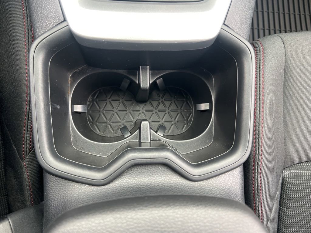 Used 2023 Toyota RAV4 SE image 18