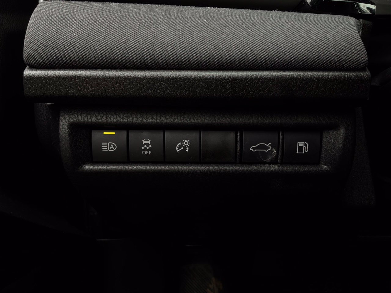 Used 2026 Toyota Camry LE FWD image 24
