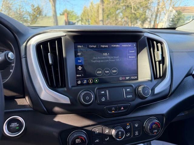 Used 2022 GMC Terrain SLT w/ Infotainment Package II AWD/4WD image 30