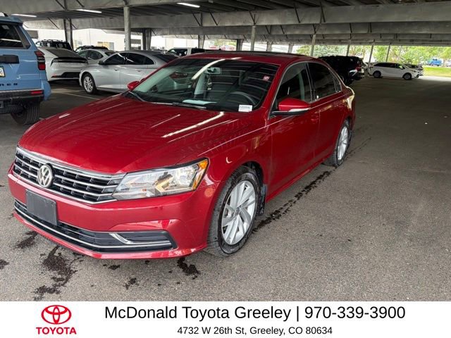 Used 2018 Volkswagen Passat 2.0T SE FWD image 1
