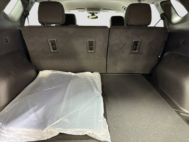 New 2026 Chevrolet Blazer LT w/ Convenience Package FWD image 29
