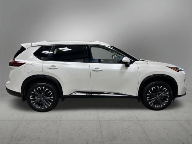 Used 2024 Nissan Rogue Platinum w/ Platinum Premium Package AWD/4WD image 6