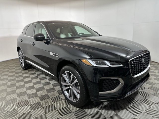 New 2026 Jaguar F-PACE R-Dynamic S image 3
