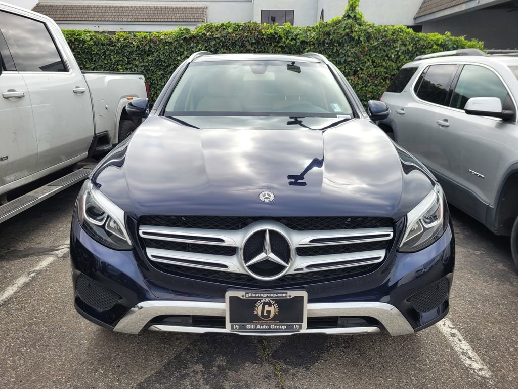 Used 2019 Mercedes-Benz GLC 300 image 2