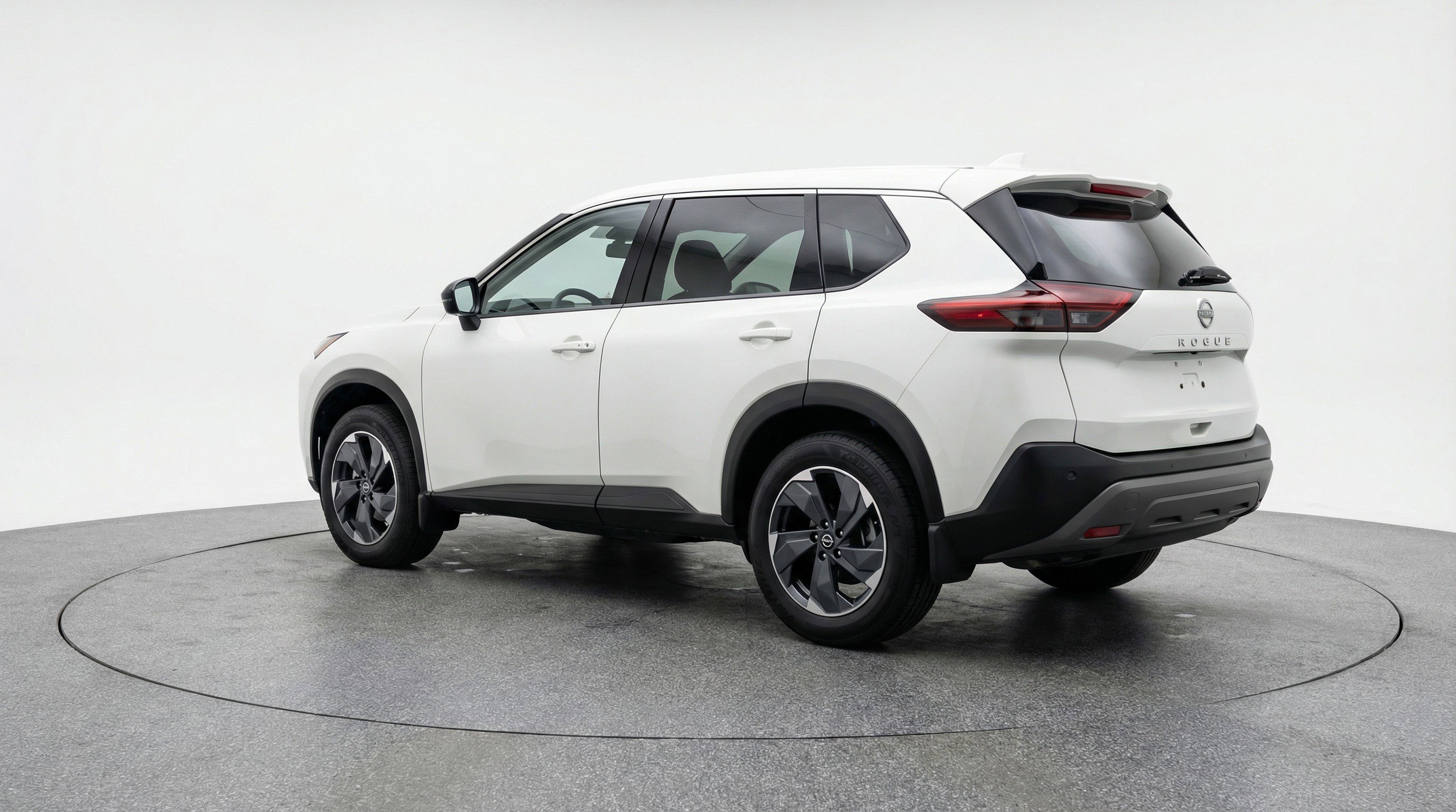Used 2025 Nissan Rogue SV FWD image 6