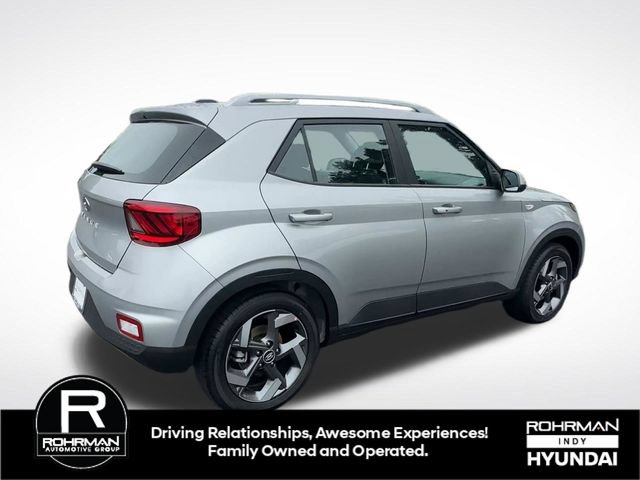 New 2026 Hyundai Venue SEL FWD image 9