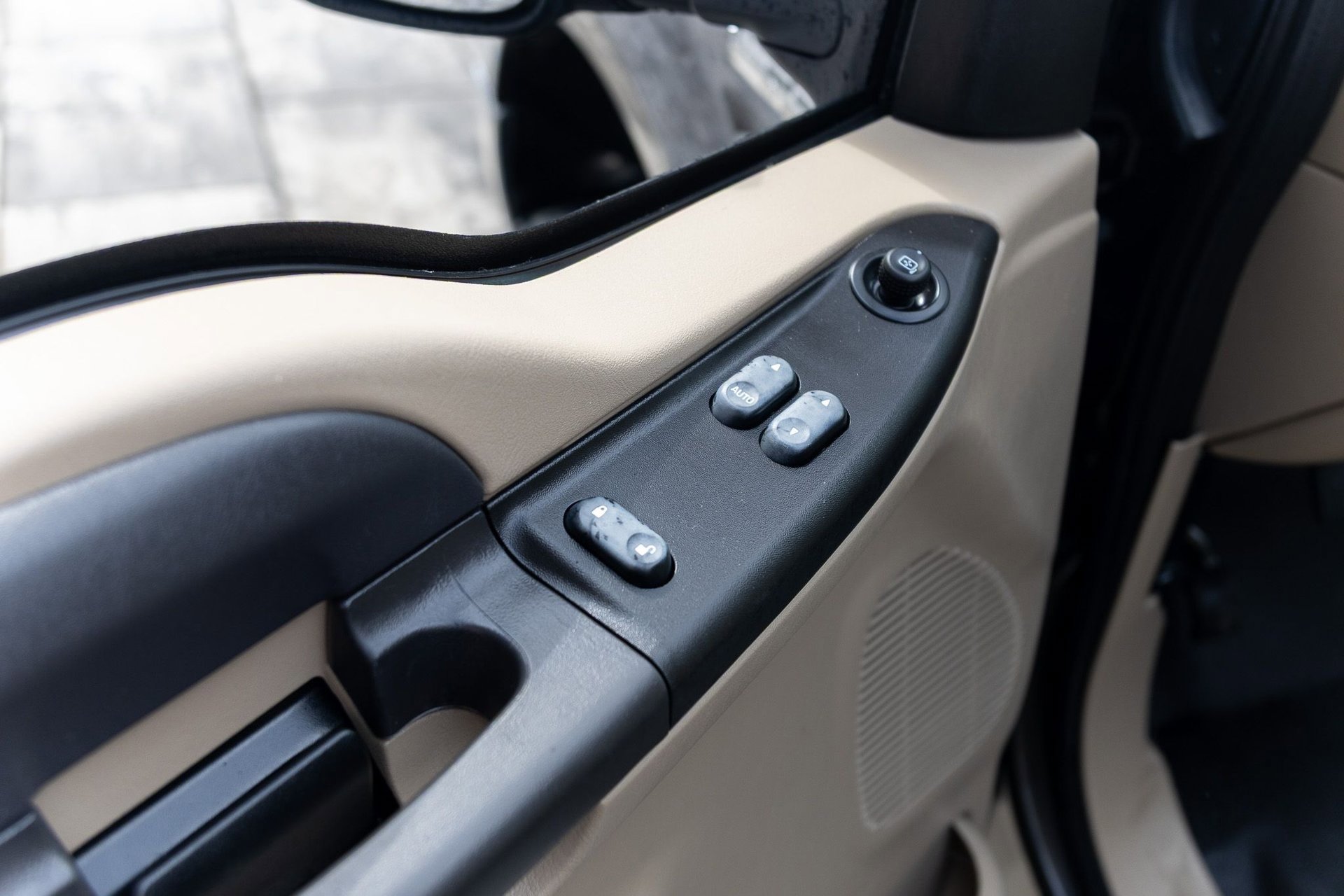 Used 2007 Ford F350 XL image 24