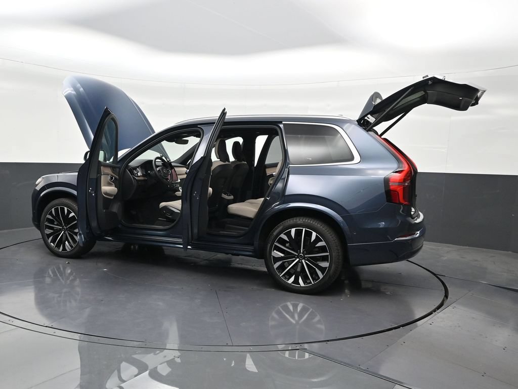 New 2026 Volvo XC90 B6 Plus w/ Protection Package Premier AWD/4WD image 32