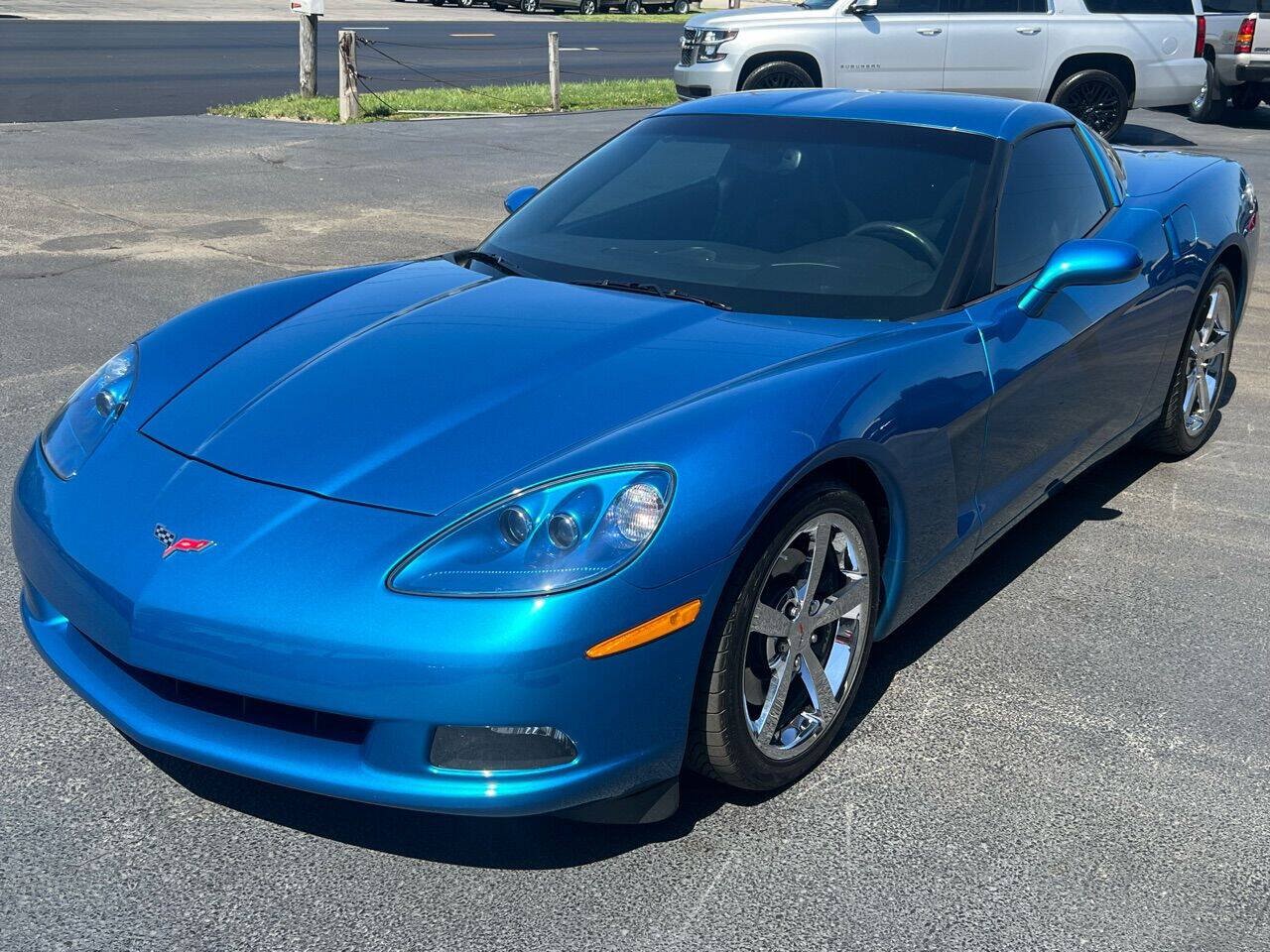 Used 2010 Chevrolet Corvette Coupe w/ 1LT RWD image 52