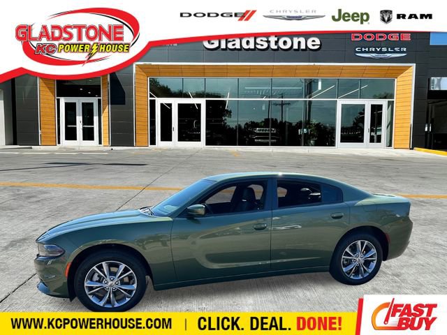 Used 2022 Dodge Charger SXT w/ Navigation & Travel Group image 1