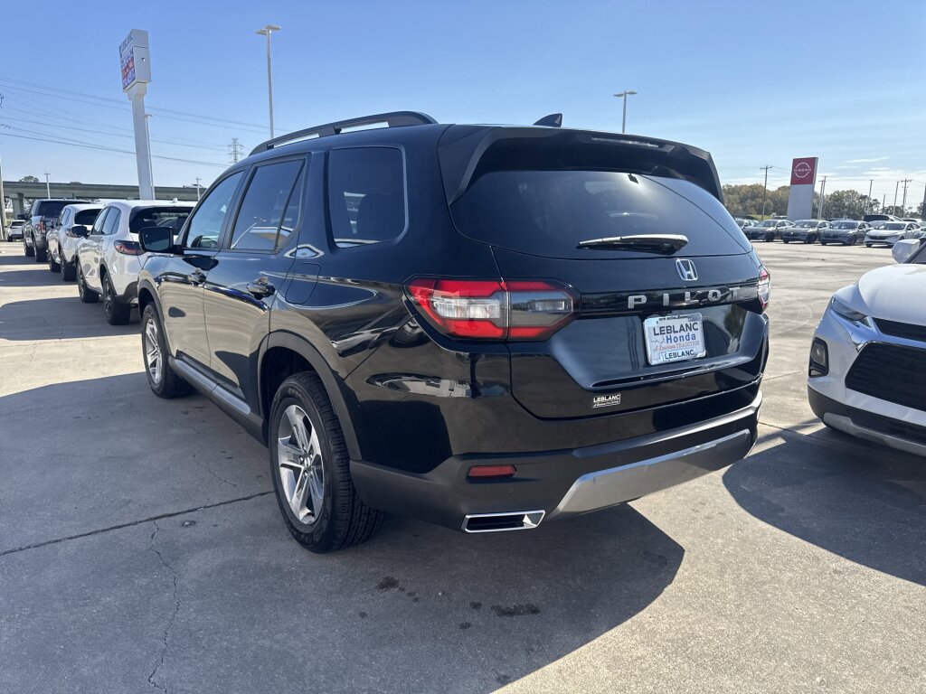 New 2026 Honda Pilot EX-L image 6