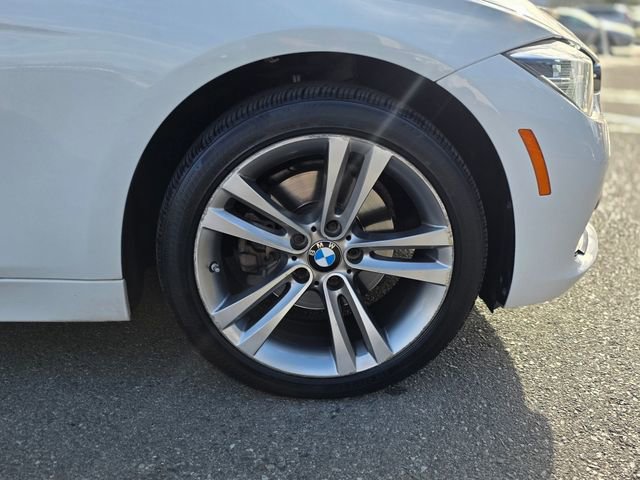 Used 2017 BMW 330i xDrive Wagon image 8