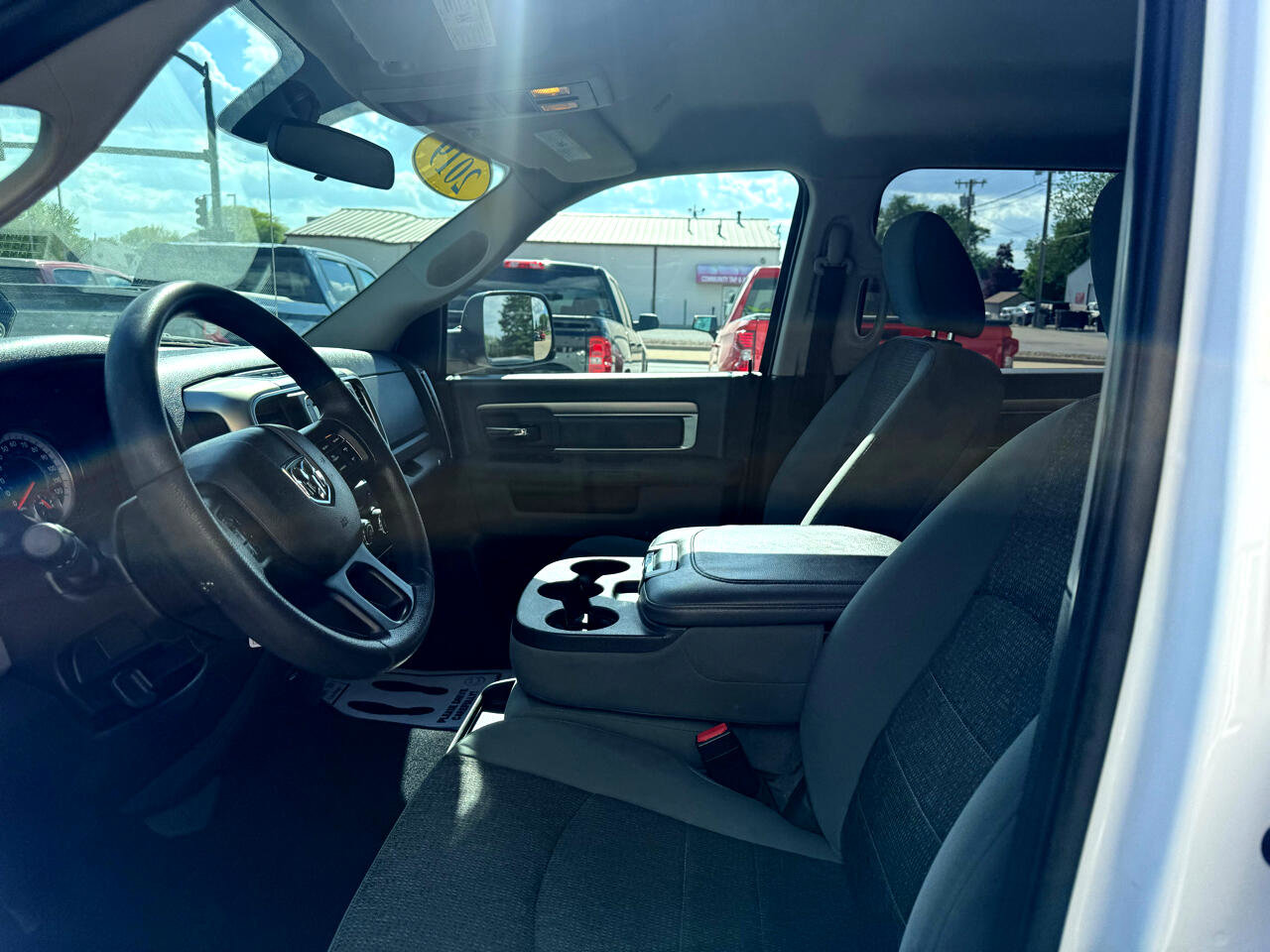 Used 2019 RAM 1500 Classic SLT image 11