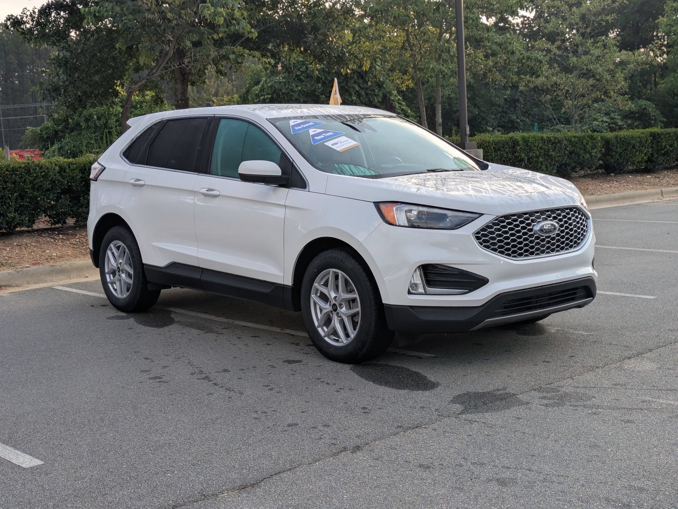 Used 2024 Ford Edge SEL w/ Convenience Package AWD/4WD image 1