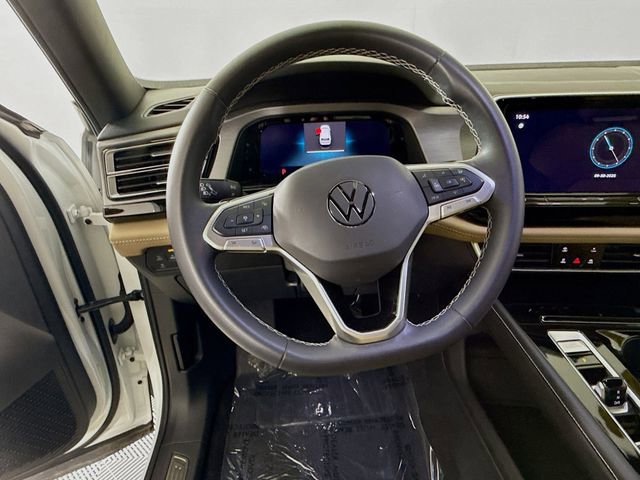 Used 2024 Volkswagen Atlas Cross Sport SE image 11