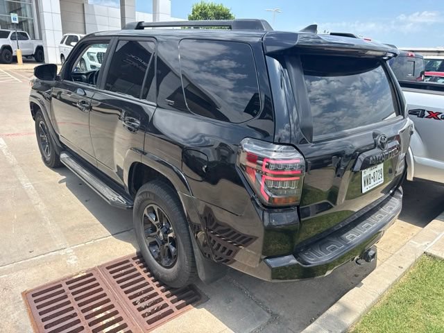Used 2016 Toyota 4Runner SR5 RWD image 3