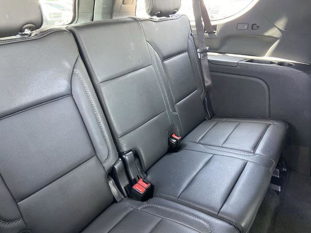 Used 2025 GMC Yukon XL Denali AWD/4WD image 22