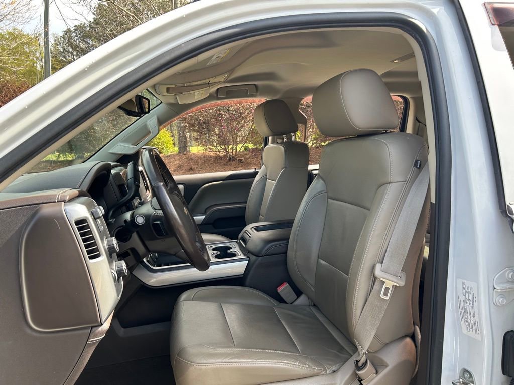 Used 2015 Chevrolet Silverado 1500 LTZ image 31