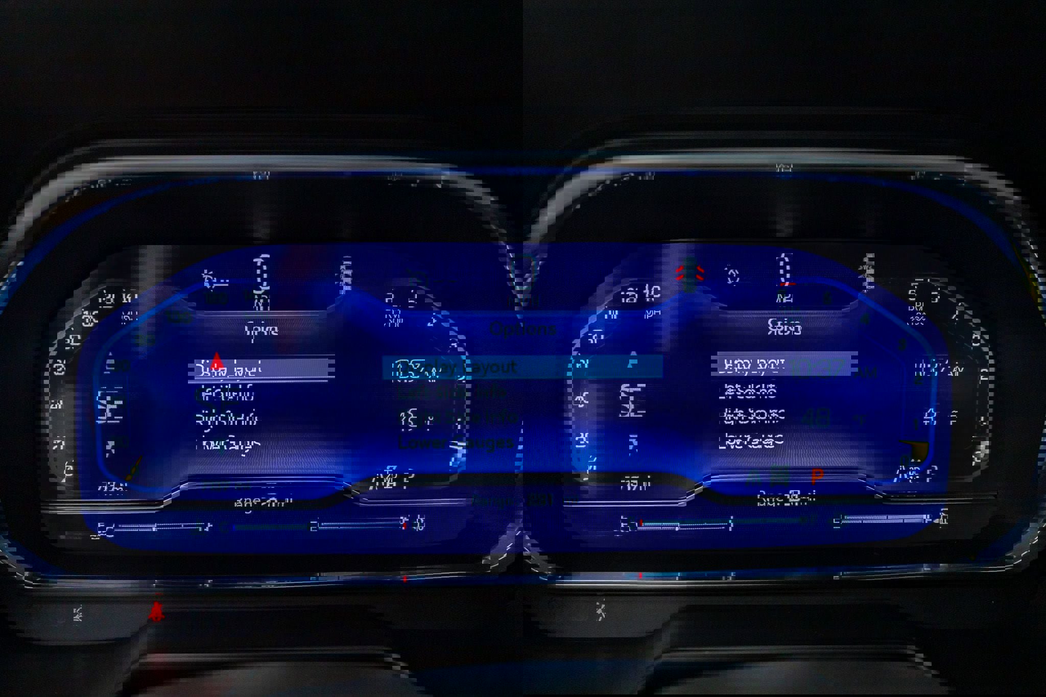 Used 2024 Chevrolet Tahoe Z71 w/ Luxury Package image 20