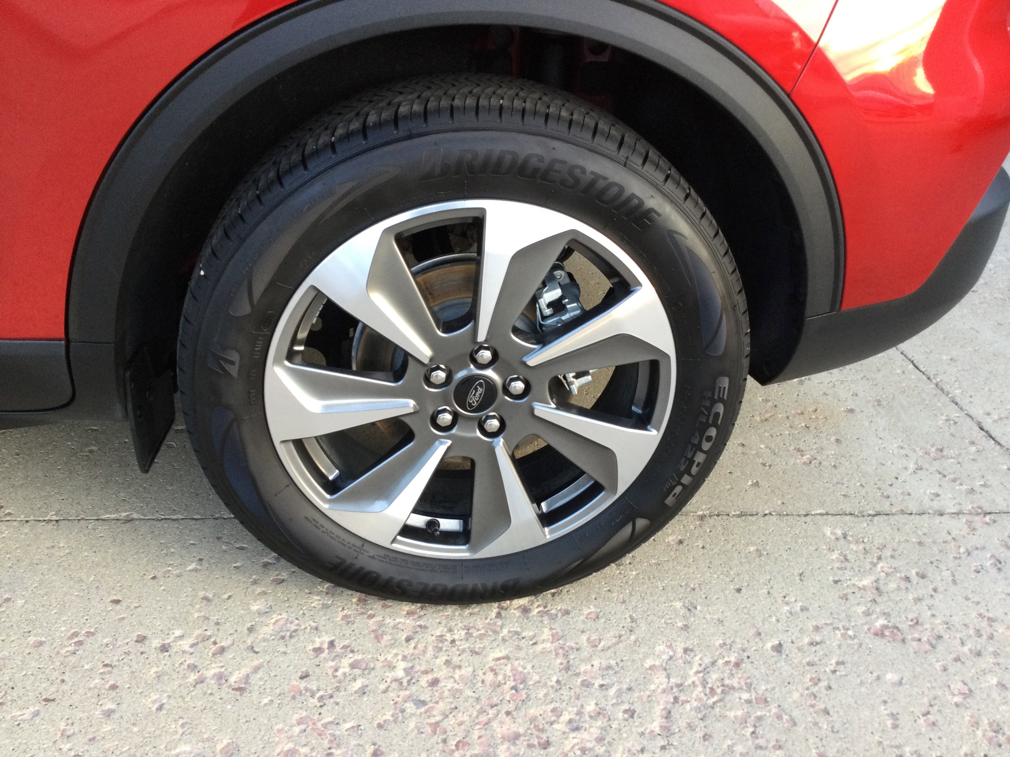 Used 2025 Ford Escape Platinum w/ Premium Technology Package image 5