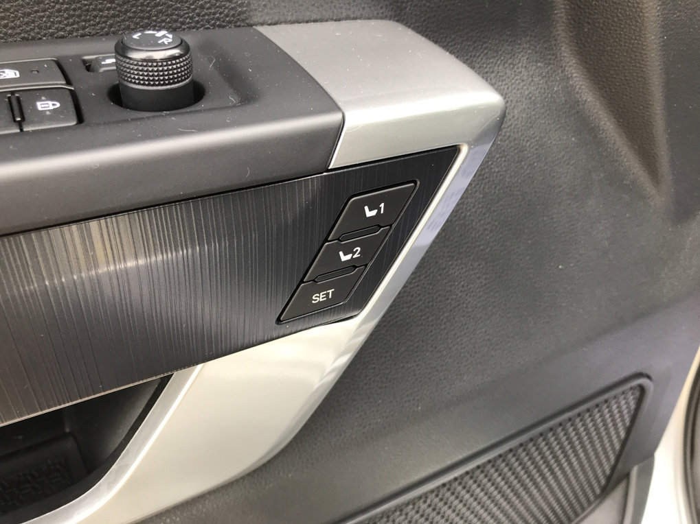 Certified 2024 Toyota Sequoia Platinum AWD/4WD image 14