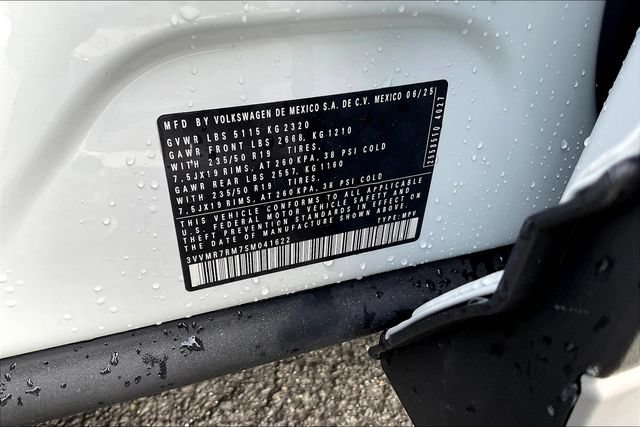 New 2025 Volkswagen Tiguan SE AWD/4WD image 15