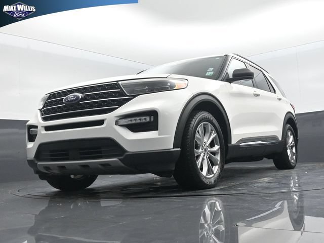 Used 2020 Ford Explorer XLT w/ Equipment Group 202A RWD image 11
