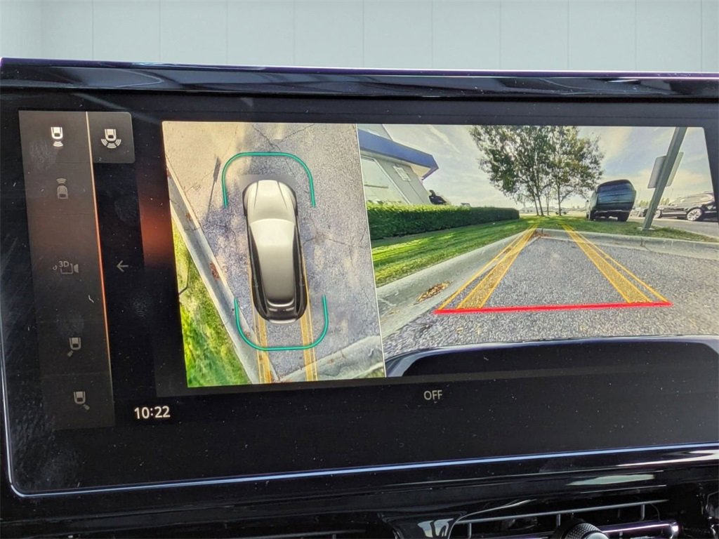 New 2025 Aston Martin DBX 707 image 28