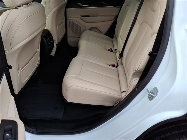 New 2025 Jeep Grand Cherokee Limited image 13