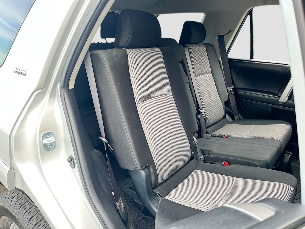 Used 2016 Toyota 4Runner SR5 RWD image 25