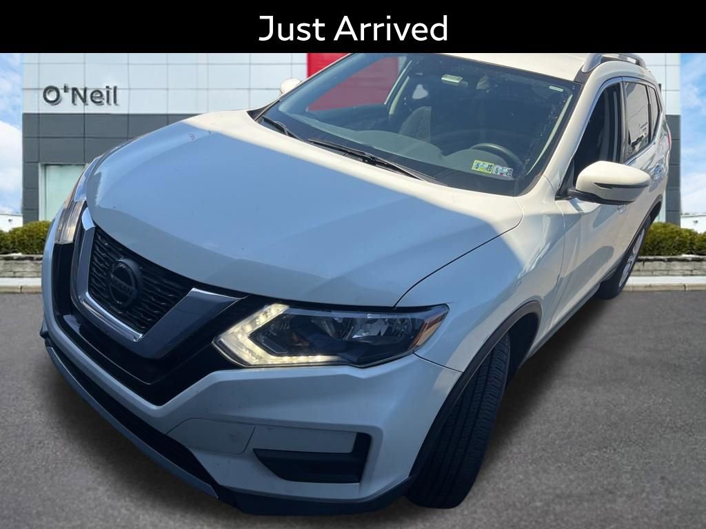 Used 2020 Nissan Rogue SV AWD/4WD image 1