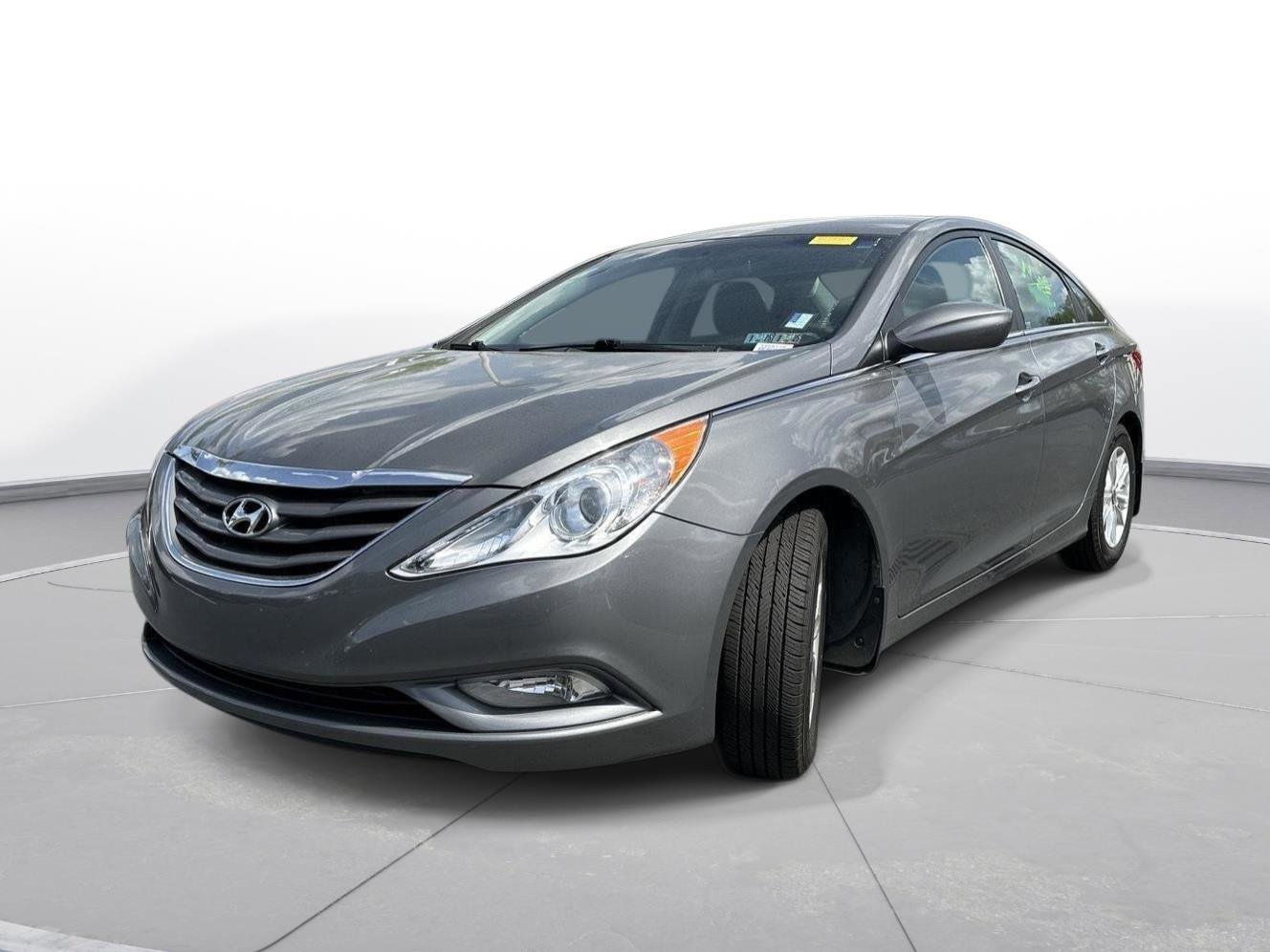 Used 2013 Hyundai Sonata GLS w/ Popular Equipment Pkg image 2