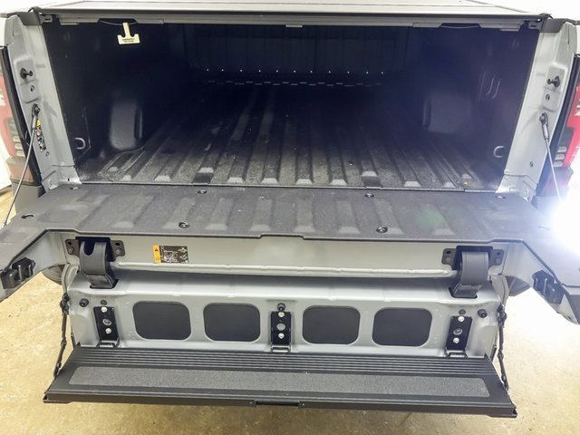 New 2026 Chevrolet Silverado EV LT image 10