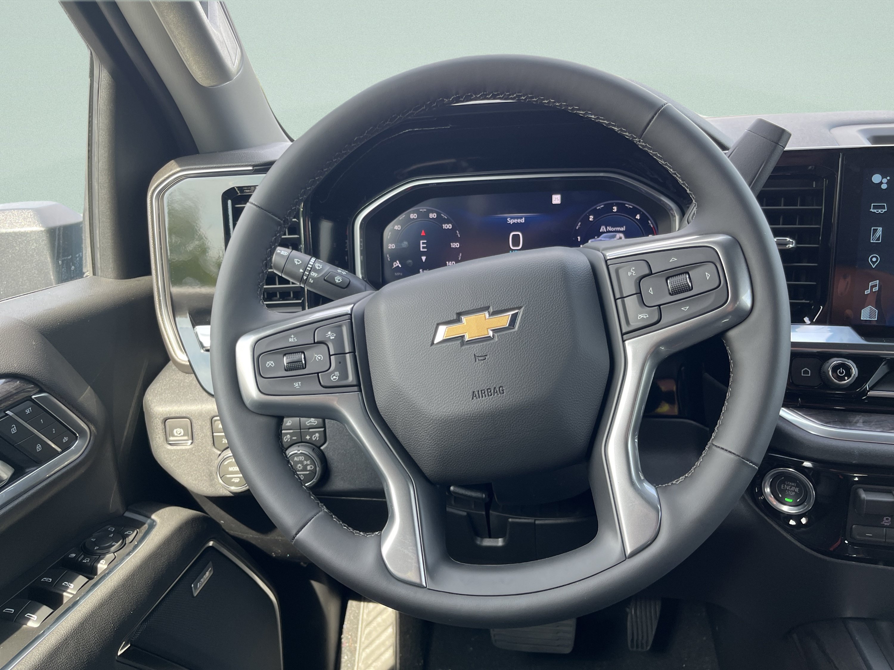 New 2026 Chevrolet Silverado 2500 LTZ w/ LTZ Premium Package AWD/4WD image 28