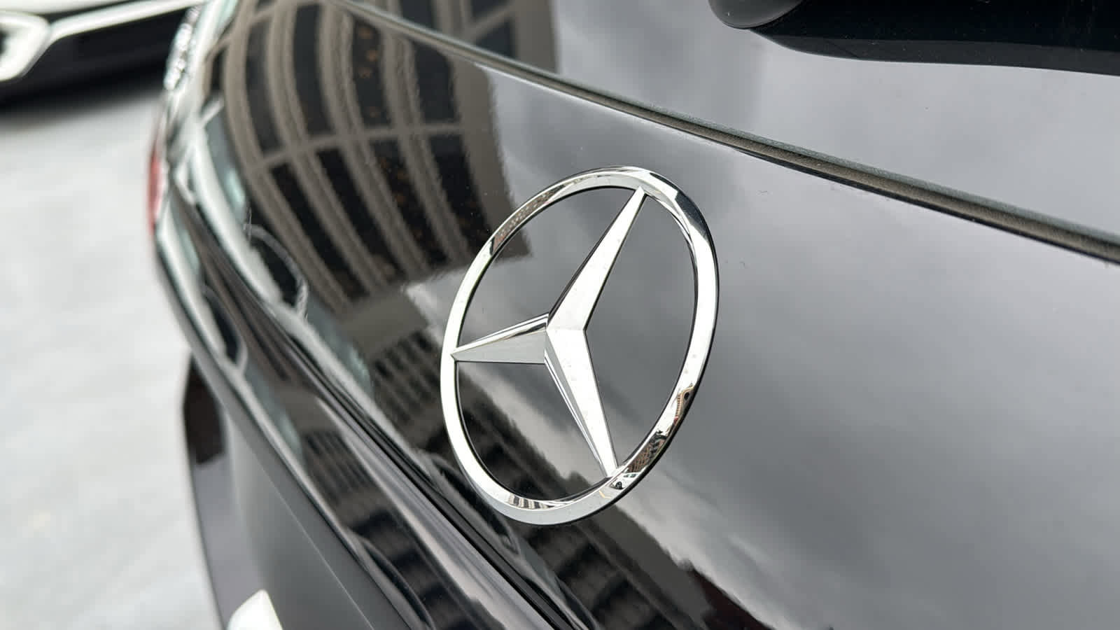 New 2026 Mercedes-Benz GLC 43 AMG 4MATIC image 9